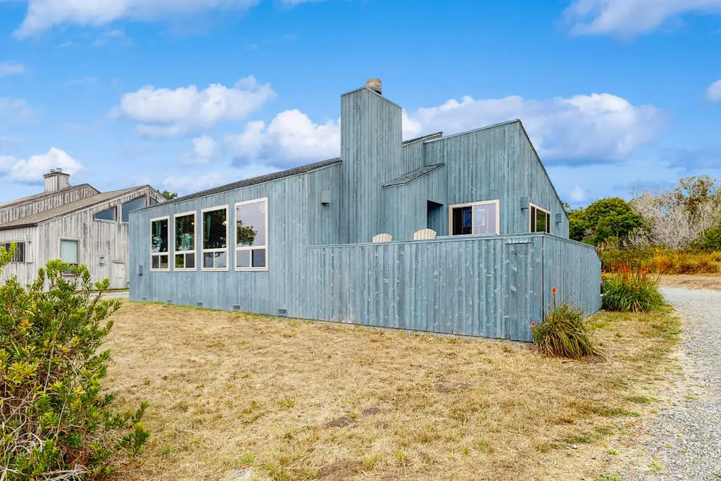 Ocean Star - Sea Ranch home with hot tub & game room, dogs welcome