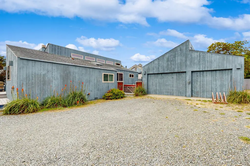 Ocean Star - Sea Ranch home with hot tub & game room, dogs welcome