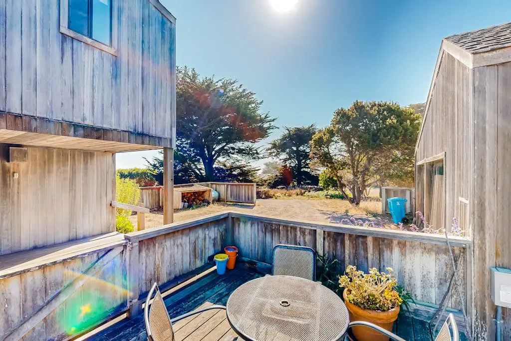 Shell Beach - Sea Ranch home with hot tub & ocean views, dogs welcome