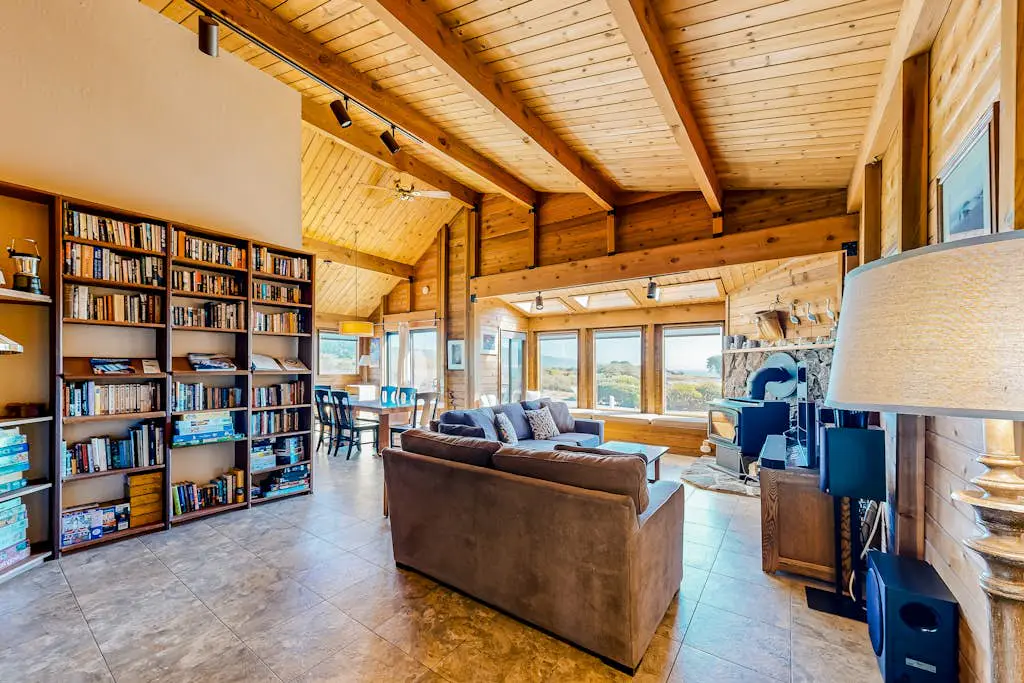 Shell Beach - Sea Ranch home with hot tub & ocean views, dogs welcome