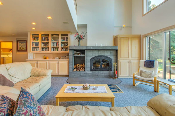 Sunlight, salt air, and a wide ocean view set the tone in this two-bedroom Sea Ranch home that sleeps four. On misty mornings, the fireplace is the natural place to gather; when the sky clears, the deck is yours for coffee, whale-watching in season, and long, slow sunsets. You’re a short walk from the heated community pool, with Sea Ranch’s trails and the Sonoma Coast an easy launch from your door.