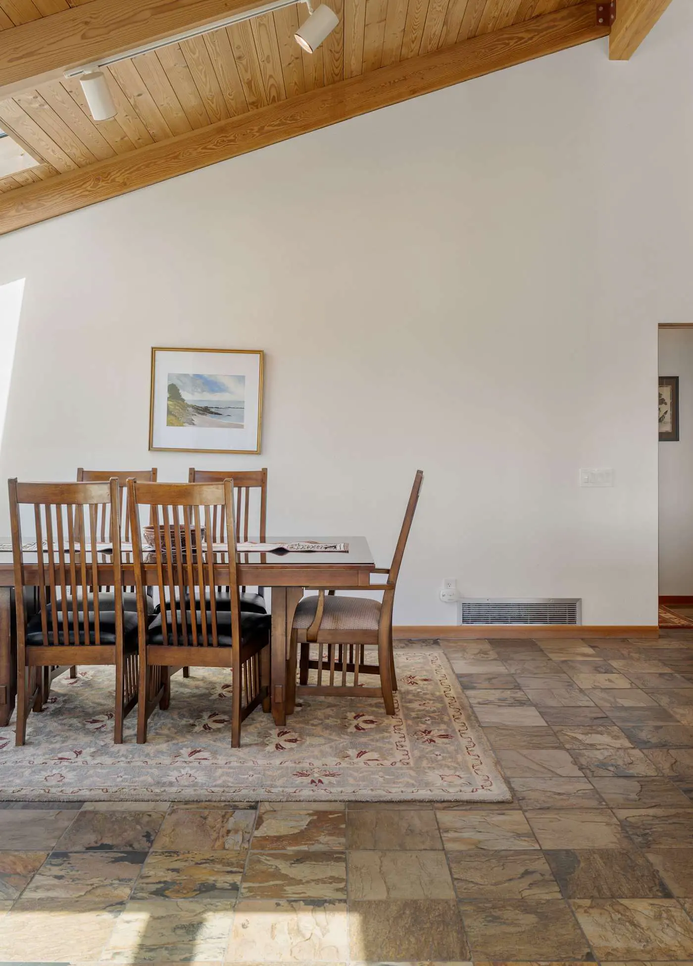 Blue Heron - Ocean-view home with private hot tub, EV charger & fireplace