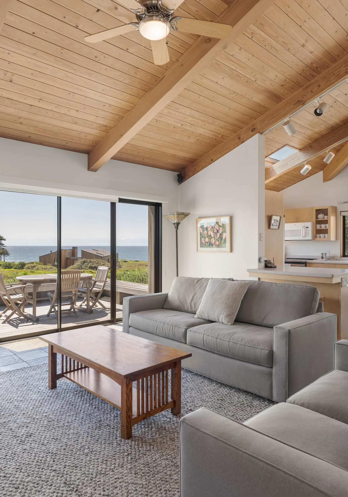 Blue Heron - Ocean-view home with private hot tub, EV charger & fireplace