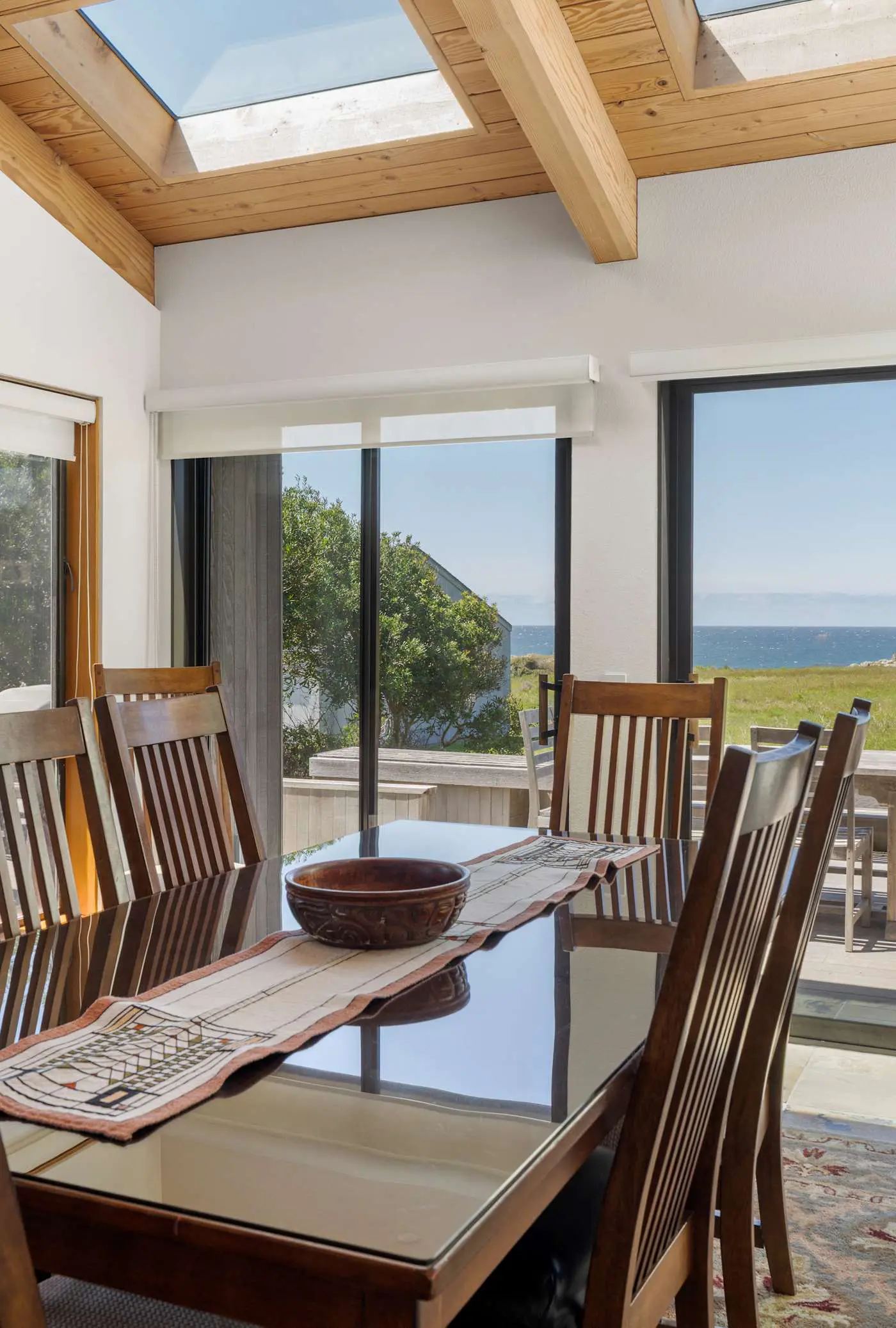 Blue Heron - Ocean-view home with private hot tub, EV charger & fireplace