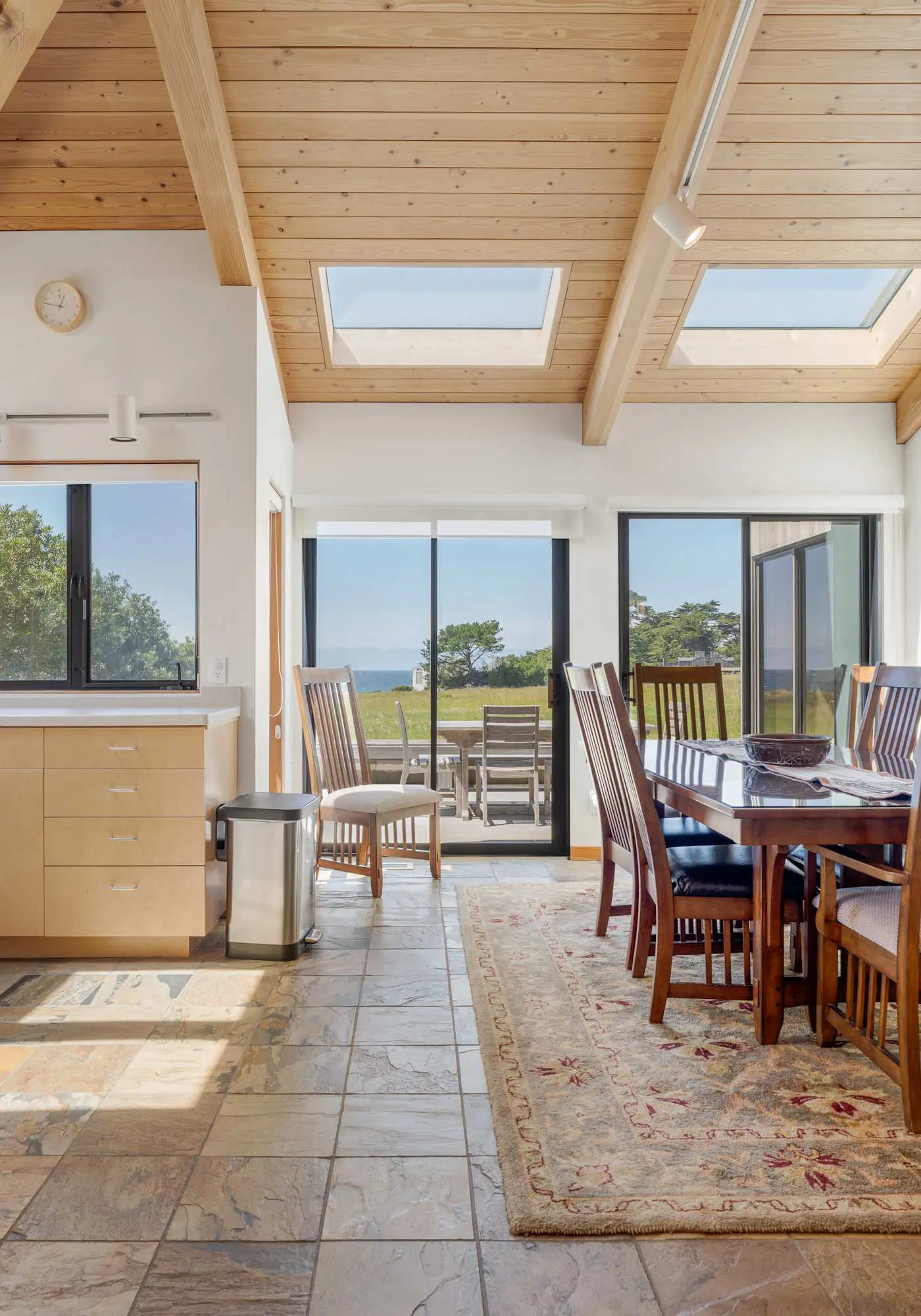 Blue Heron - Ocean-view home with private hot tub, EV charger & fireplace