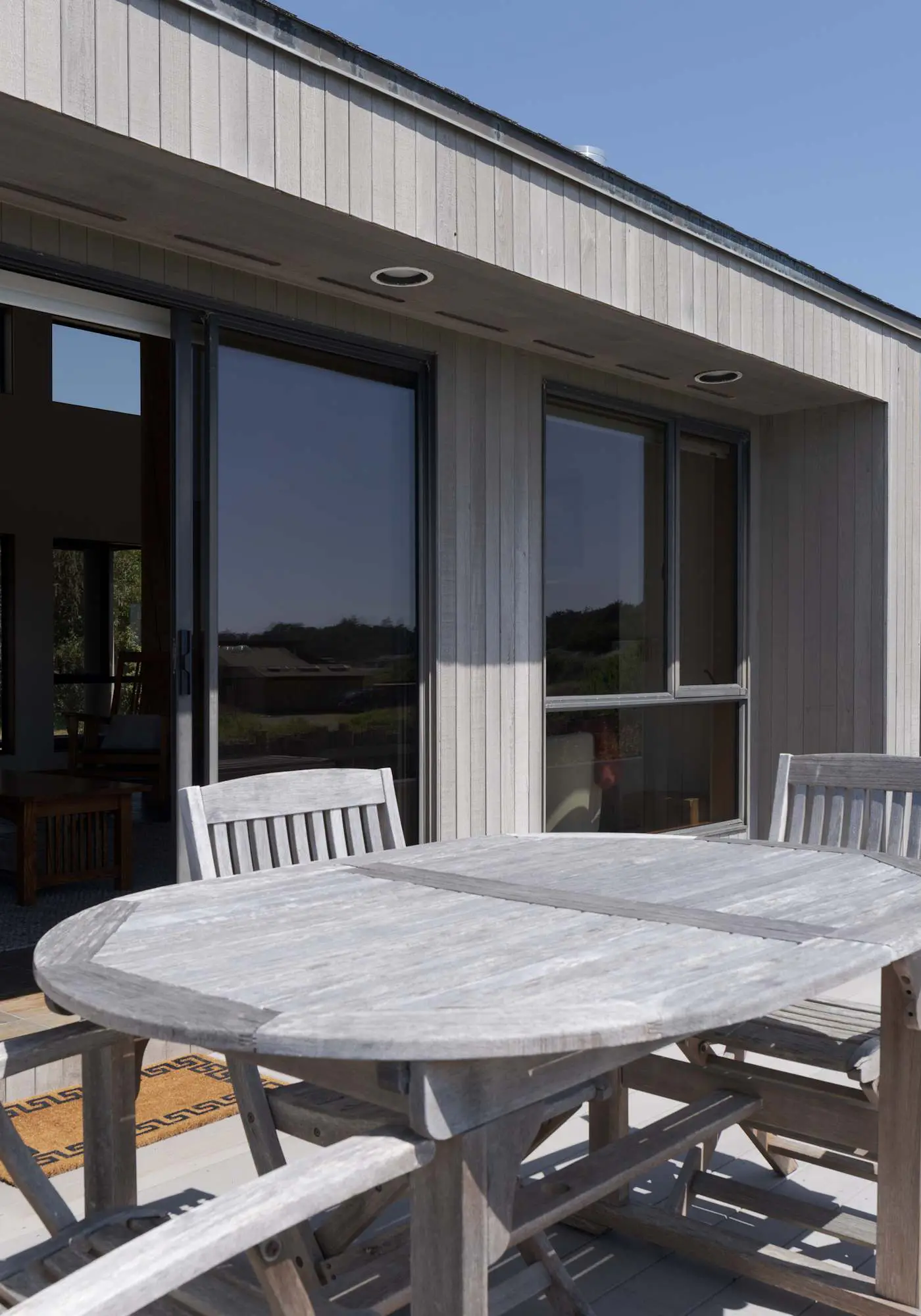 Blue Heron - Ocean-view home with private hot tub, EV charger & fireplace