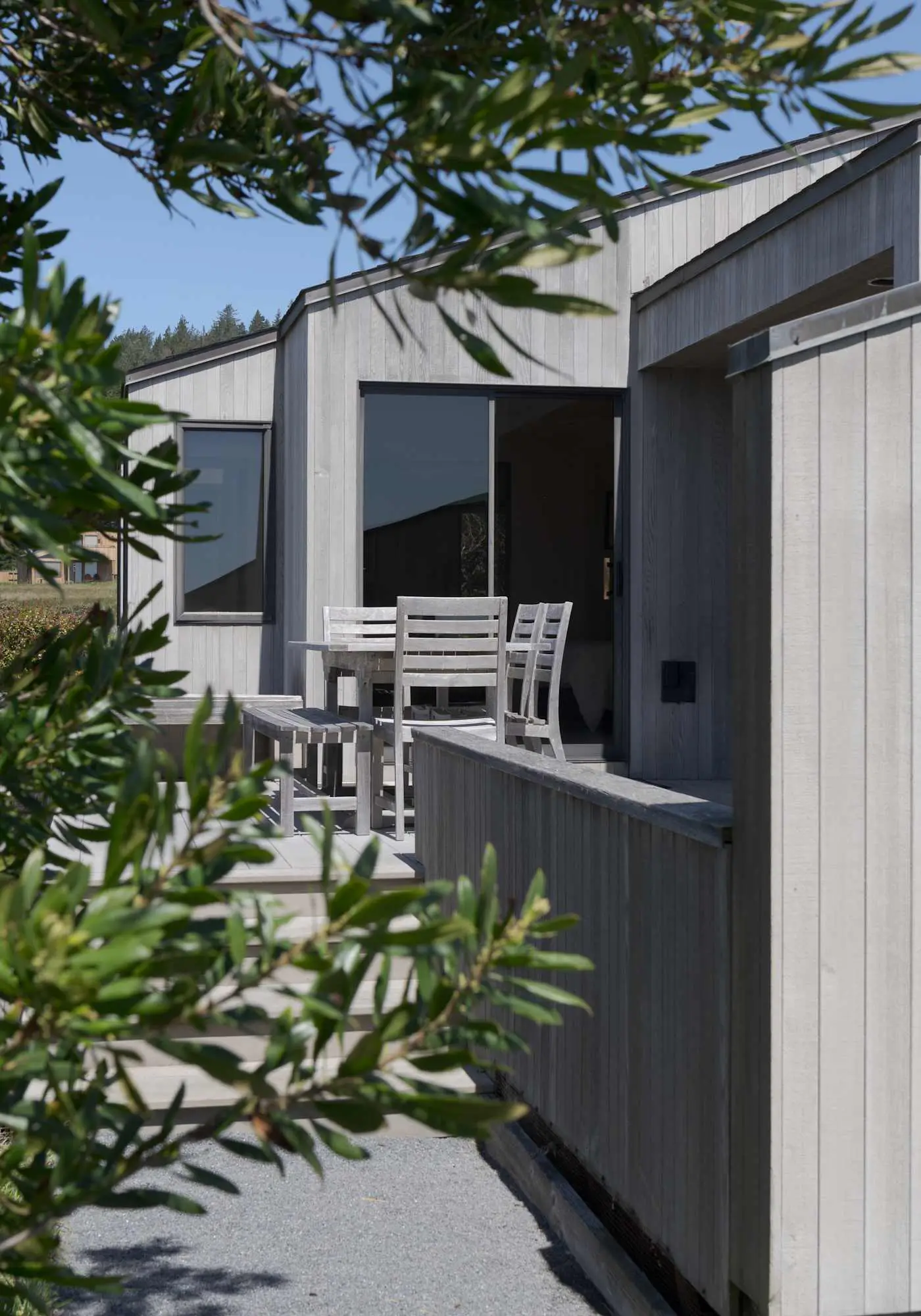 Blue Heron - Ocean-view home with private hot tub, EV charger & fireplace