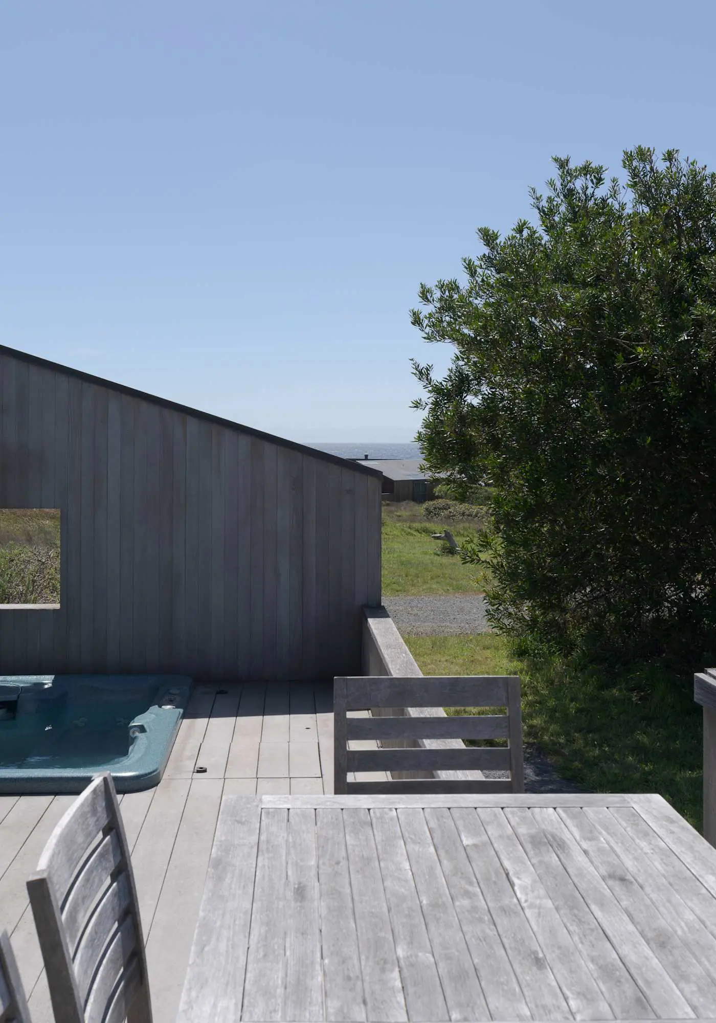 Blue Heron - Ocean-view home with private hot tub, EV charger & fireplace