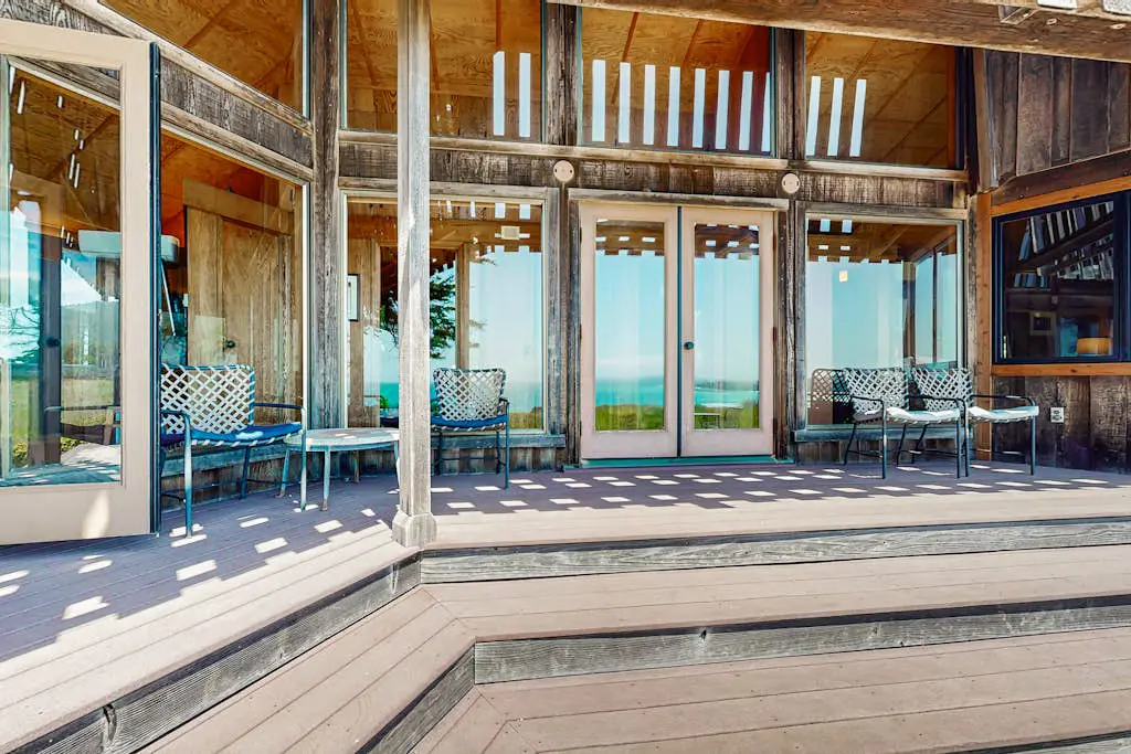 Curtis-Moulton Retreat