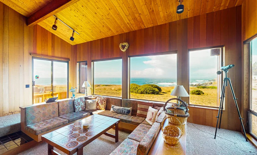 Touch the Tides - Sonoma Coast getaway with ocean views, wood stove & private deck