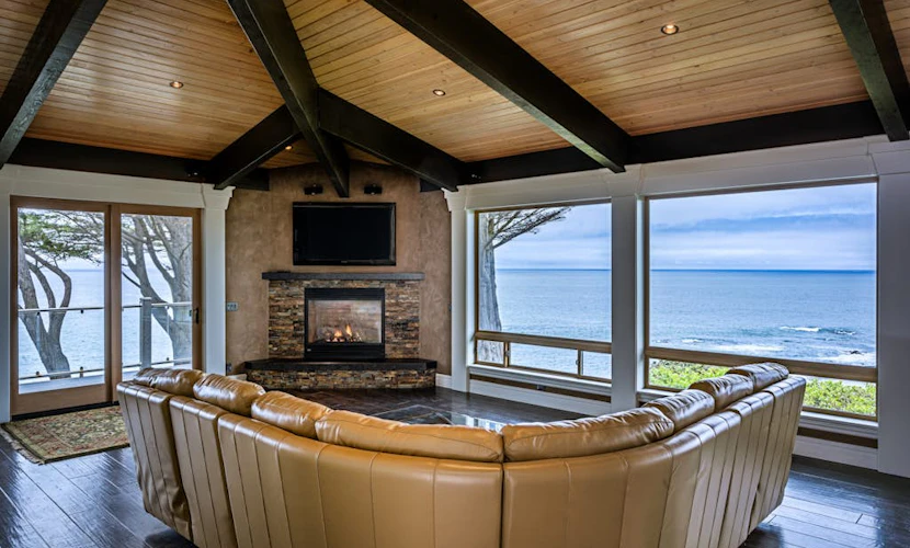 Oceanfront Dream Hideaway - Luxury blufftop home with hot tub, wraparound deck, gourmet kitchen & ocean view