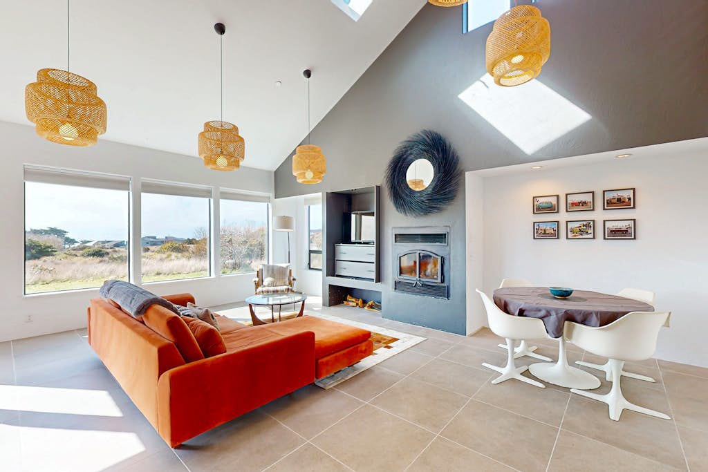 Blue Mermaid - Ocean-view home with hot tub near Walk On Beach, dogs welcome