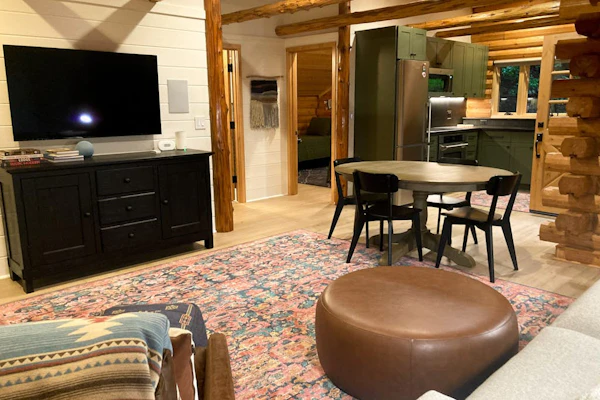 Cabin Fever - Forest cabin with large deck in private setting - close to beaches and town