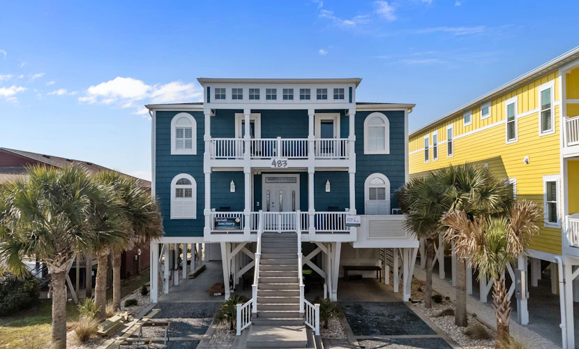 Seaside Sanctuary: Oceanfront, Views