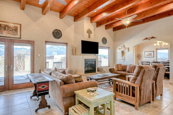 Enchanting dog-friendly home with firepit, patio, gas grill, & jetted tub