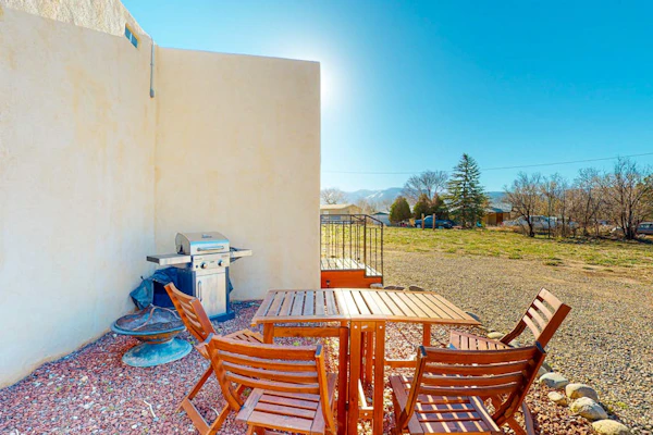 Dog-friendly sun-soaked home with grill, firepit, & washer/dryer - mountain view