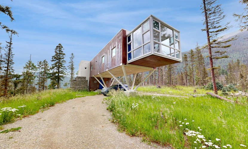 Ultra-Modern Home | Sunroom with Big Views | Walk to Kachina Lift