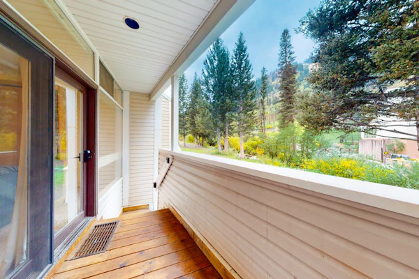 Ski-In, Ski-Out Condo at Sierra Del Sol with Sauna & Views, Walk to Village