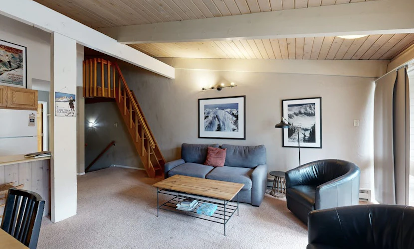 Sierra Del Sol | Fantastic Ski-In, Ski-Out Retreat with Loft & Views