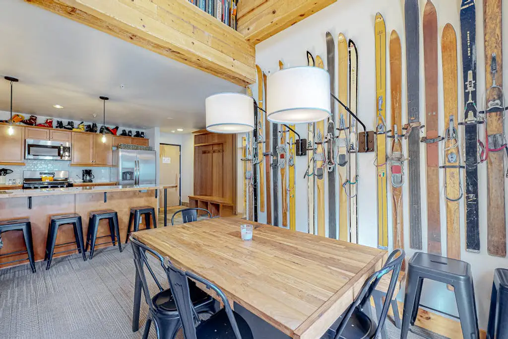 Majestic Alpine Retreat