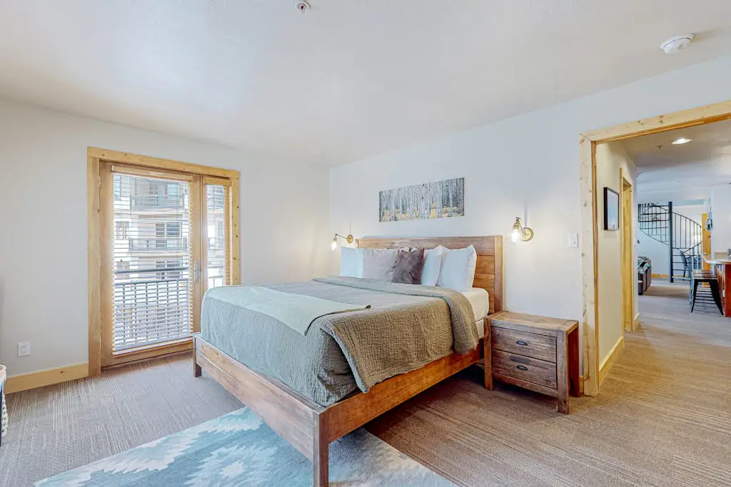 Majestic Alpine Retreat