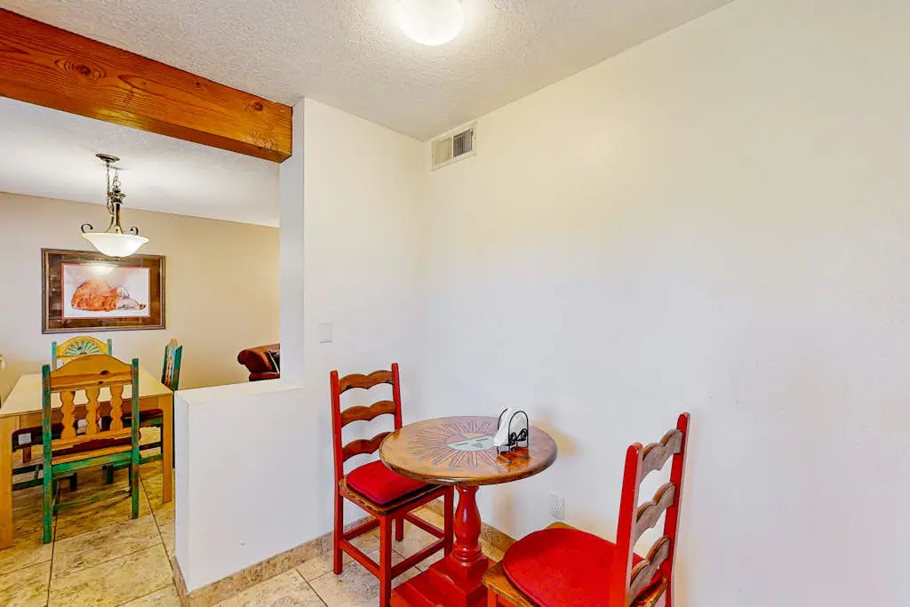 Closson Charmer Apt 2