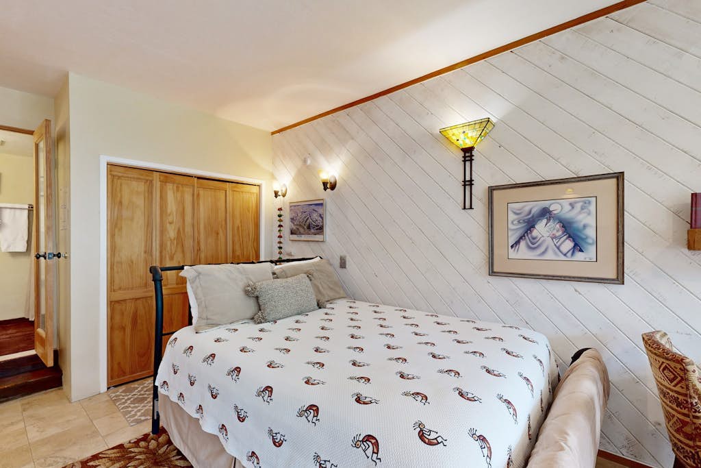 Amazing condo with river & mountain views, hot tub, & wood-burning fireplace