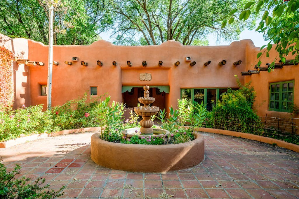 Inviting dog-friendly house with hot tub, patio, grill, & W/D