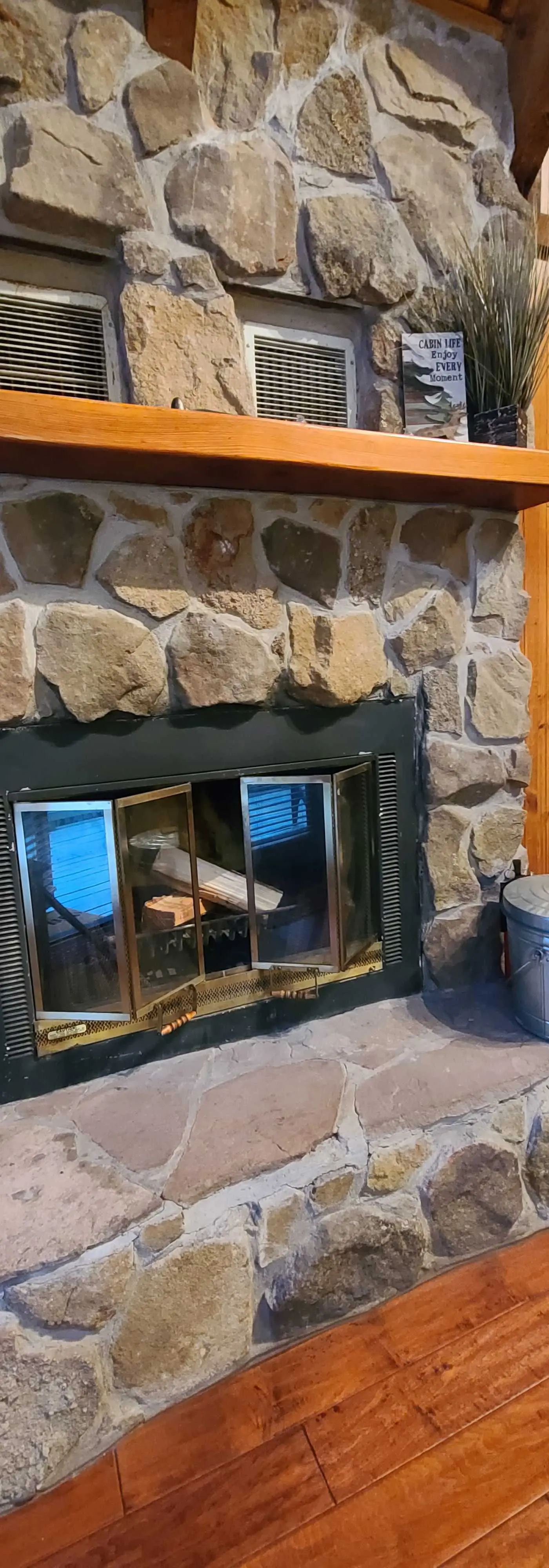 Coyote Cabin - Deck Views, Gameroom, Close to Golf