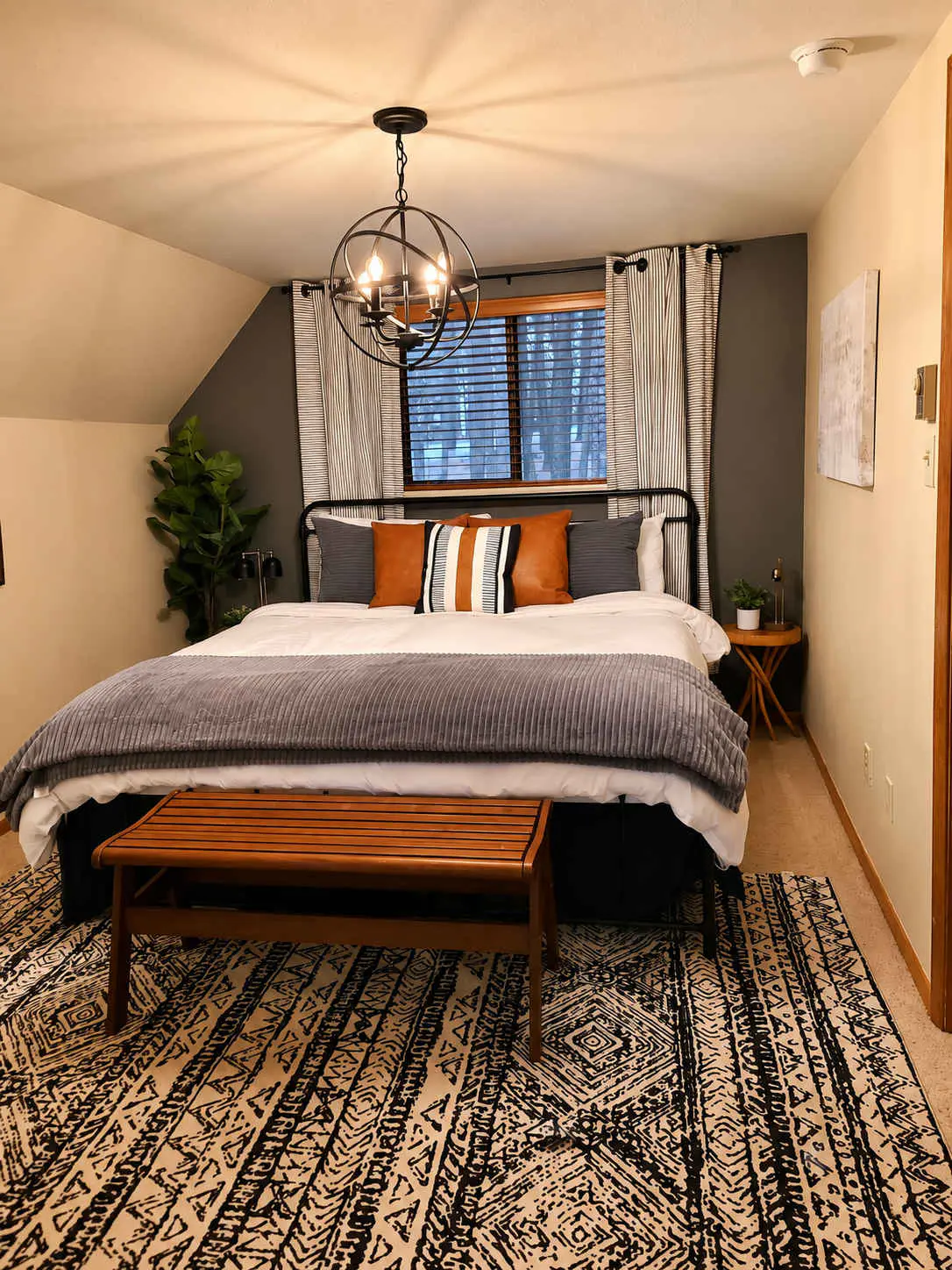 Coyote Cabin - Deck Views, Gameroom, Close to Golf