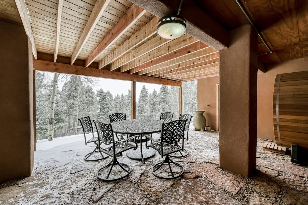 Spacious dog-friendly home with great views, private sauna, deck, fireplace, W/D