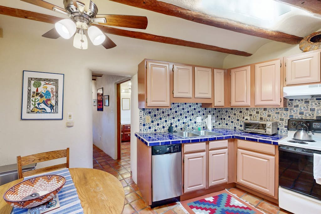 Historic Eastside Adobe Casita w/ Garden Patio - 2 Blocks to Downtown