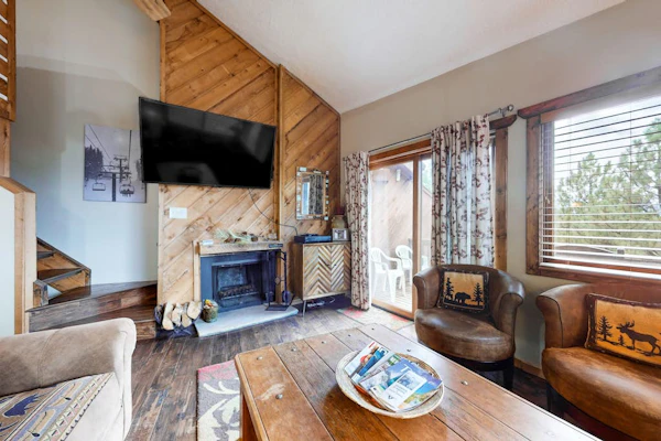 The Lift #C2 | Condo in Angel Fire a walk from the lifts - mountain views