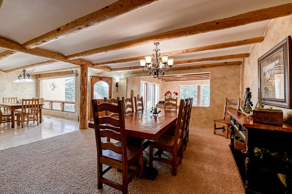 Casa Grande - the Palace in the Pines