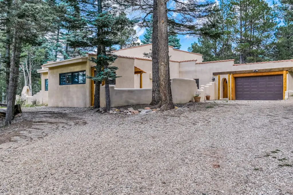 Casa Grande - the Palace in the Pines