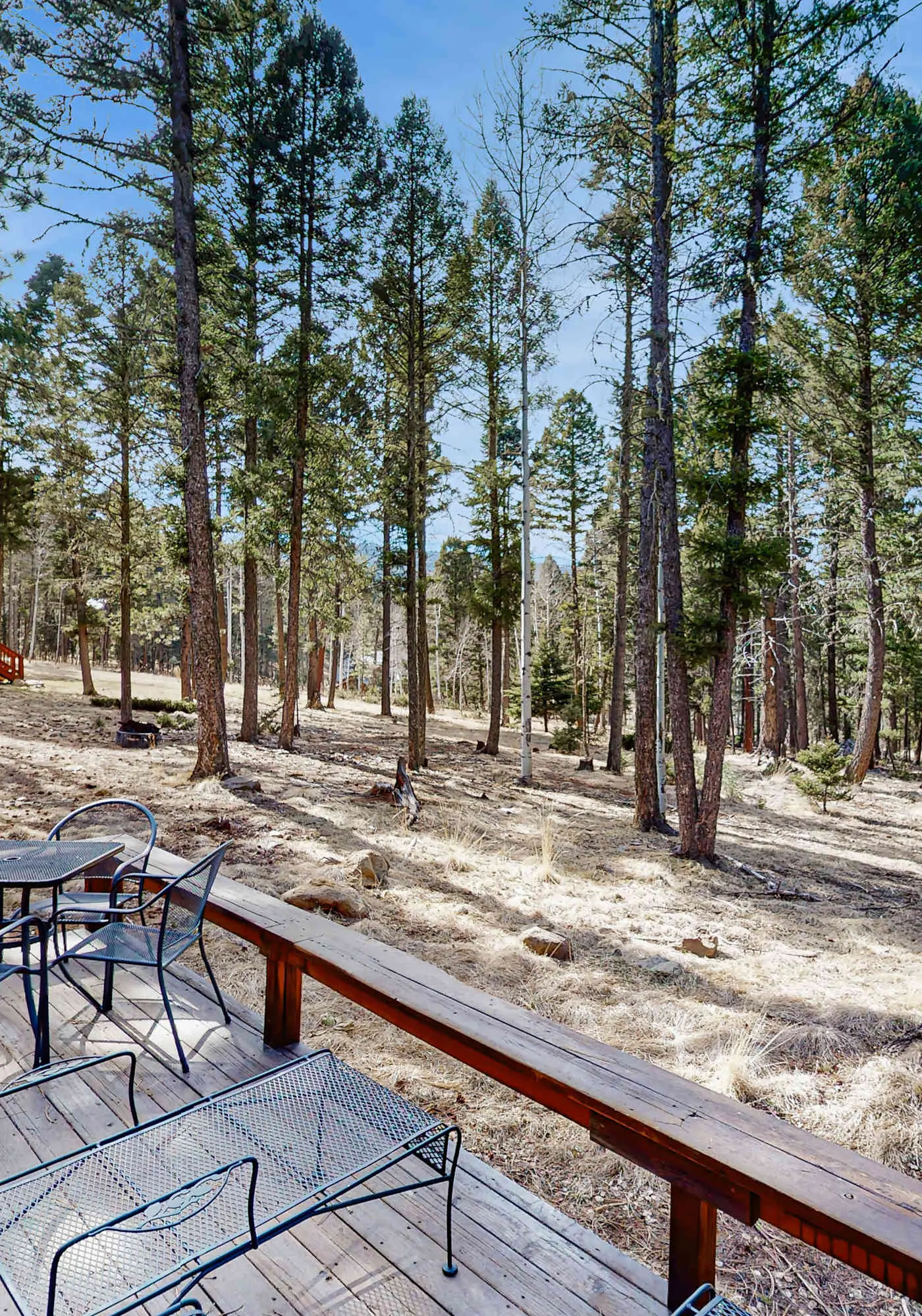 Serenity Now - Hot Tub, Fire Pit & Forest Deck
