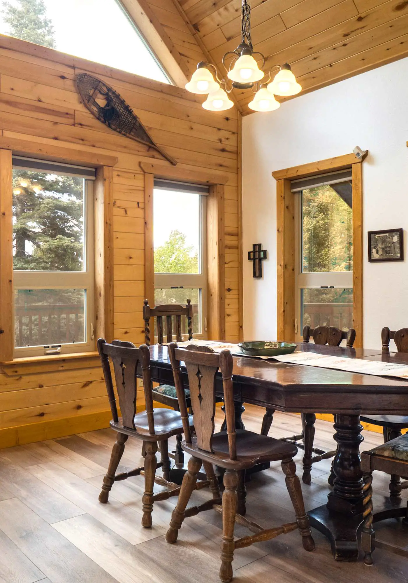The Bear Chalet - Hot Tub, Game Room, Mtn Views