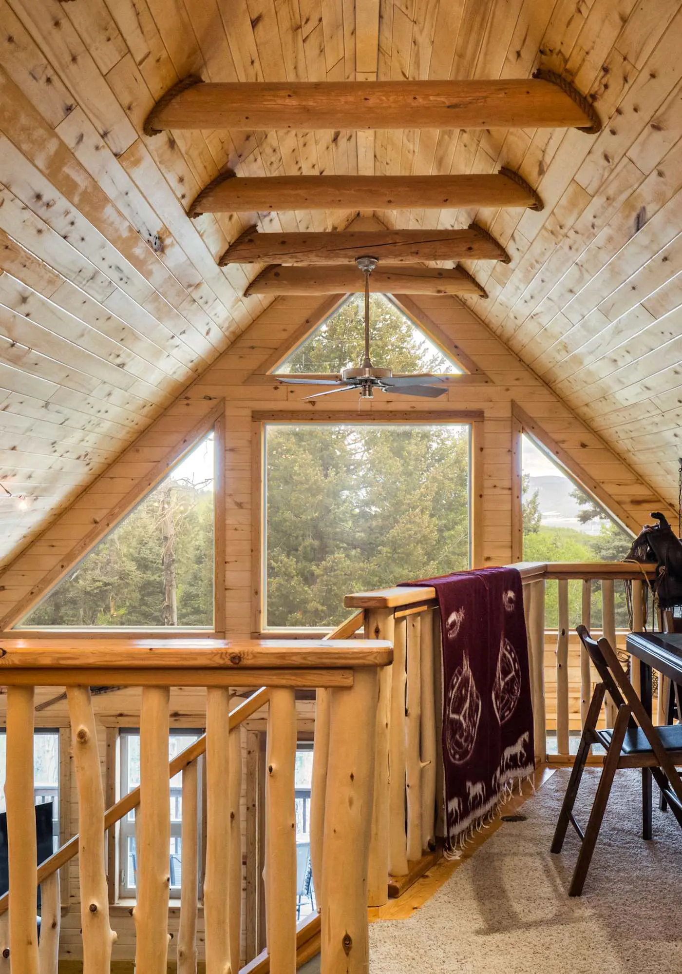 The Bear Chalet - Hot Tub, Game Room, Mtn Views
