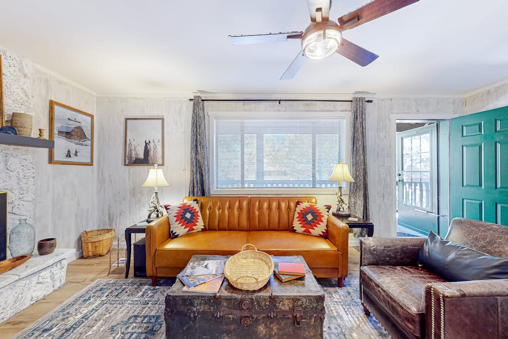 Comfortable condo with two balconies, resort access, and gas fireplace!