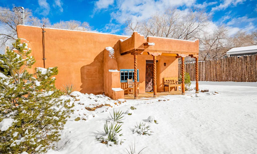 Southwestern home with cozy fireplaces, grill & washer/dryer - near Taos Plaza