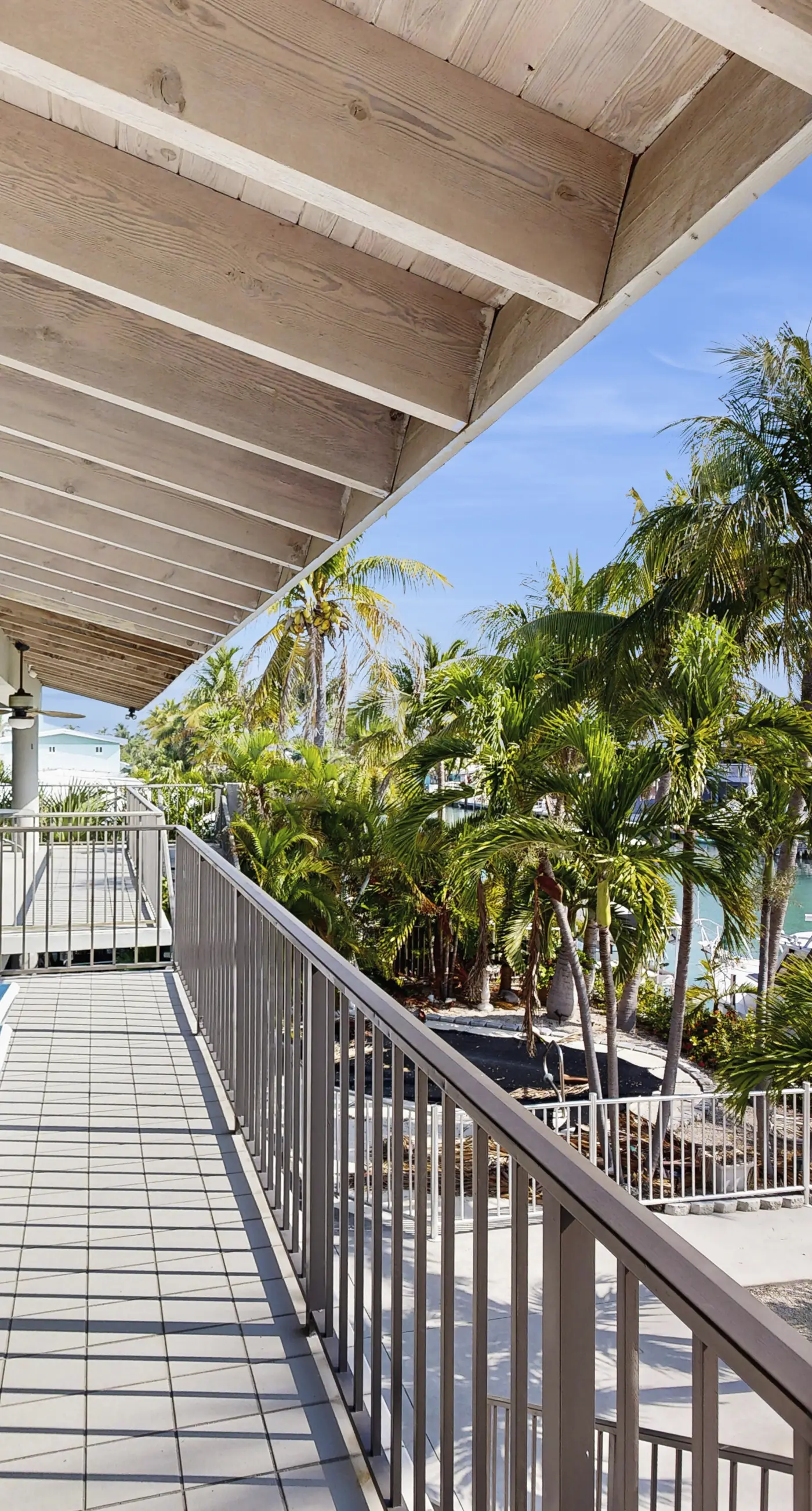 Gray Pelican House