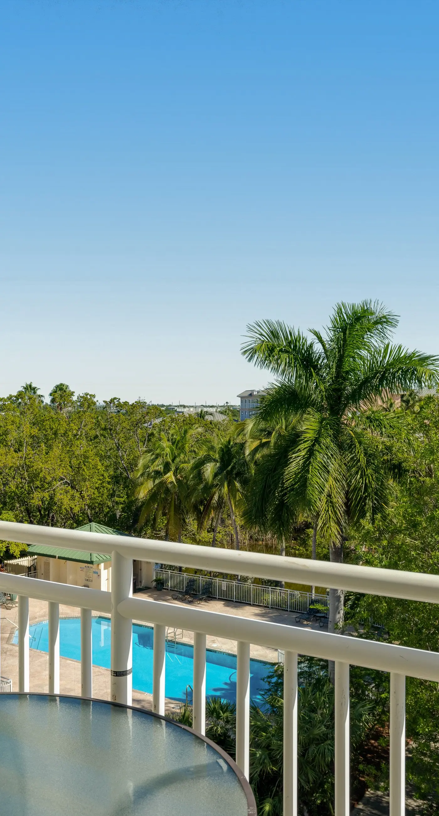 Sunrise Suites - Tierra Bomba Suite 403