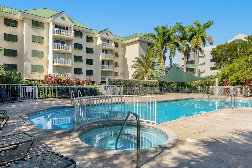 Dog-Friendly Retreat with Pool, Hot Tub, Tennis - Balcony with Pool Views
