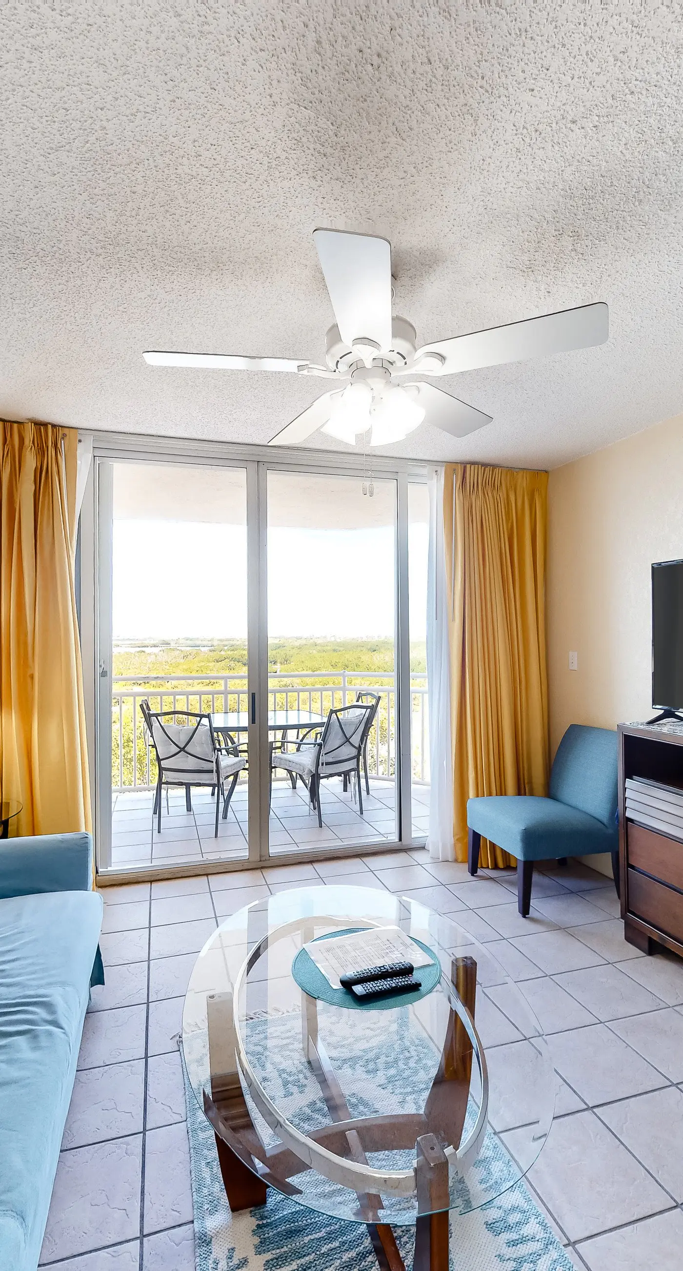 Sunrise Suites - Panama Suite 310