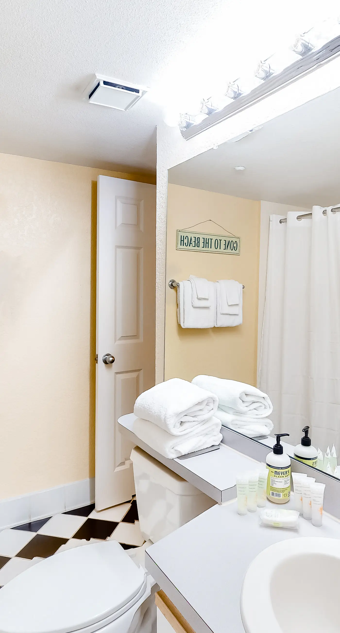 Sunrise Suites - Panama Suite 310