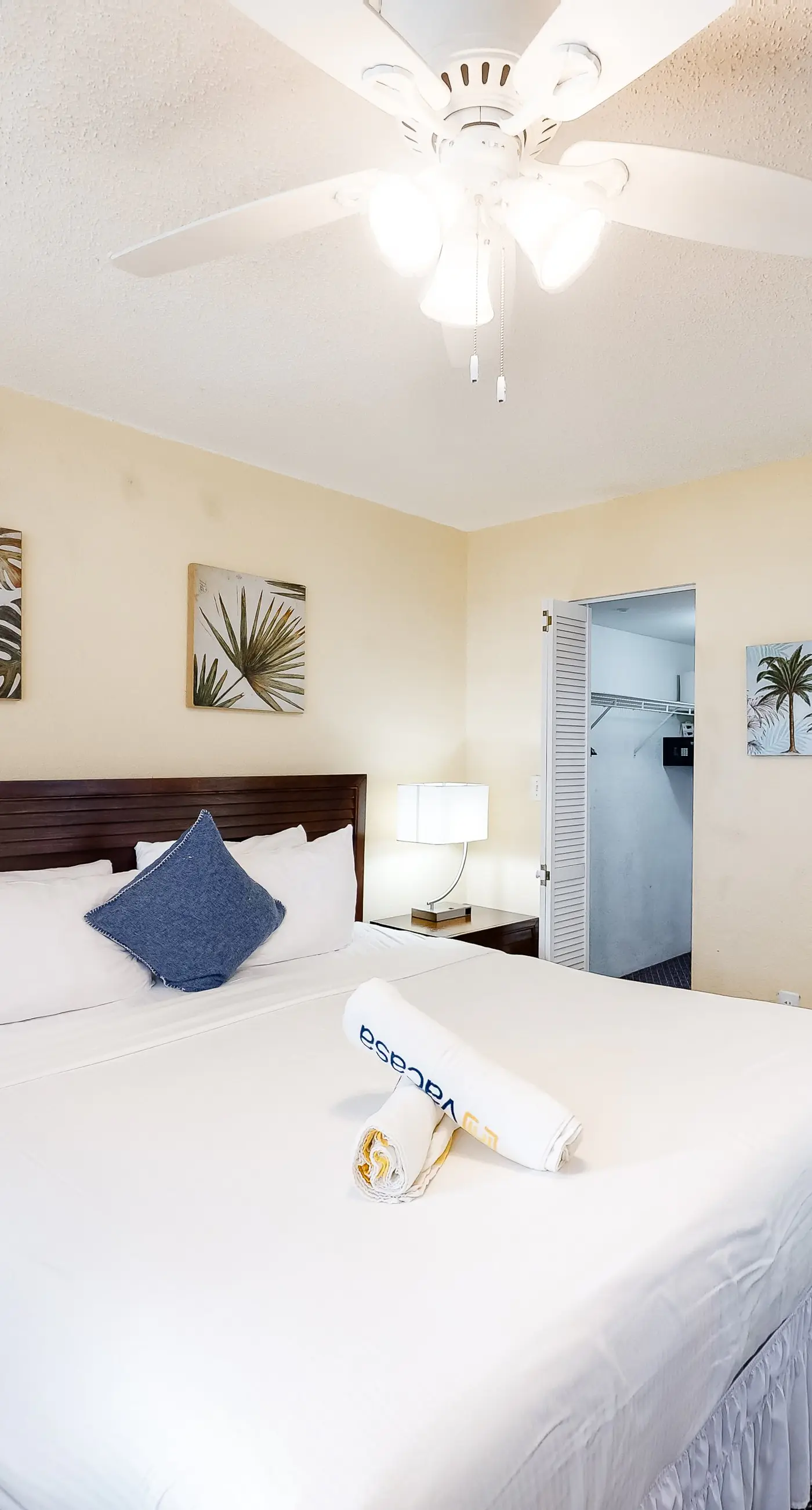 Sunrise Suites - Panama Suite 310