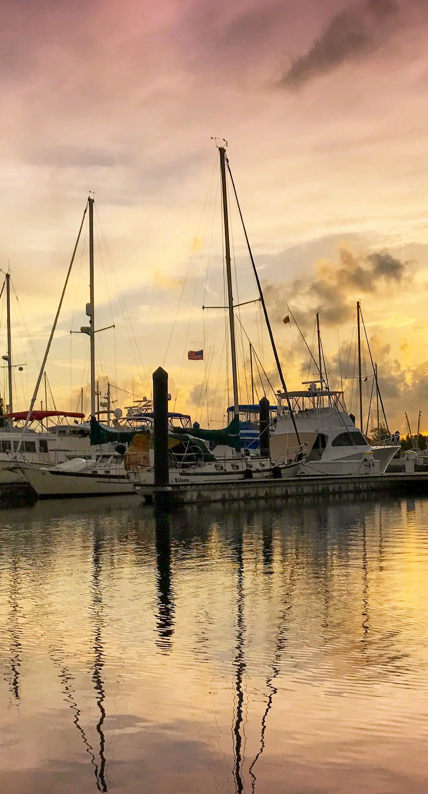 Sunrise Suites - Panama Suite 310