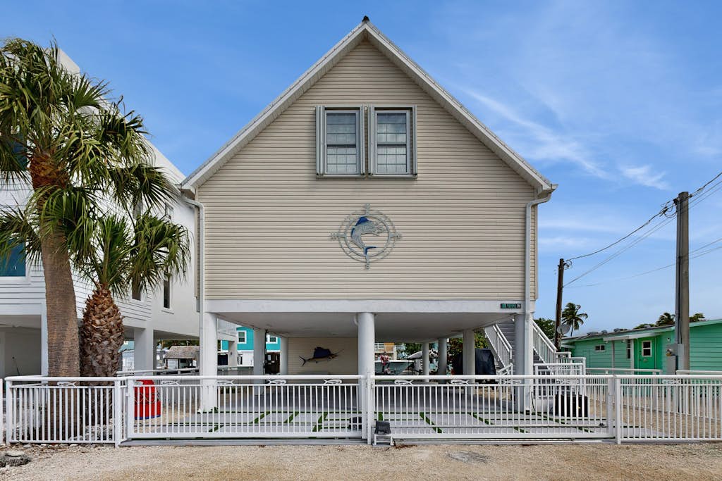Waterfront home w/ easy open-water access, bikes, ping pong & paddle boards