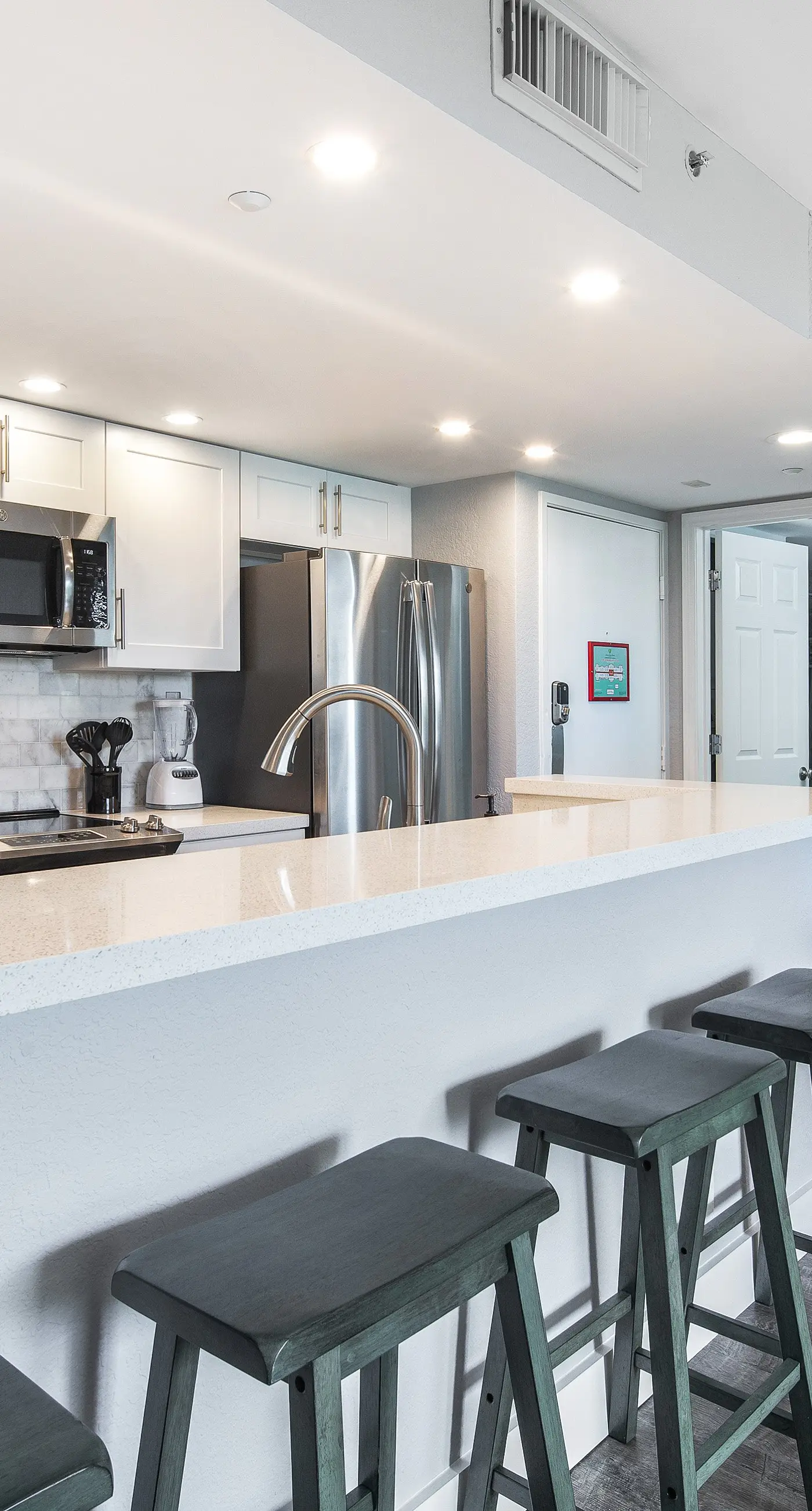 Sunrise Suites - Saint Barts Suite 303