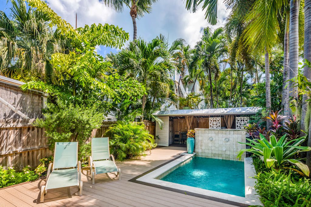 Ground-level getaway with free WiFi, private deck, & shared outdoor pool